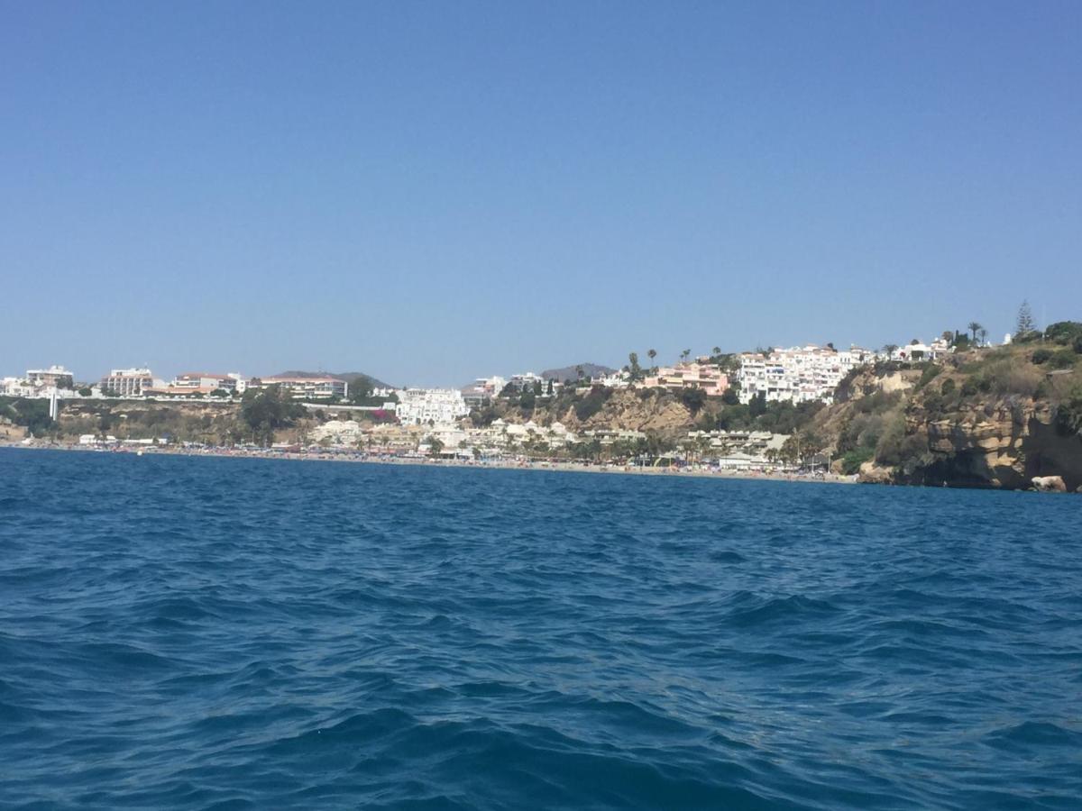 Playa Burriana, Tva Terasser, Havsutsikt, Pool Nerja Exterior foto