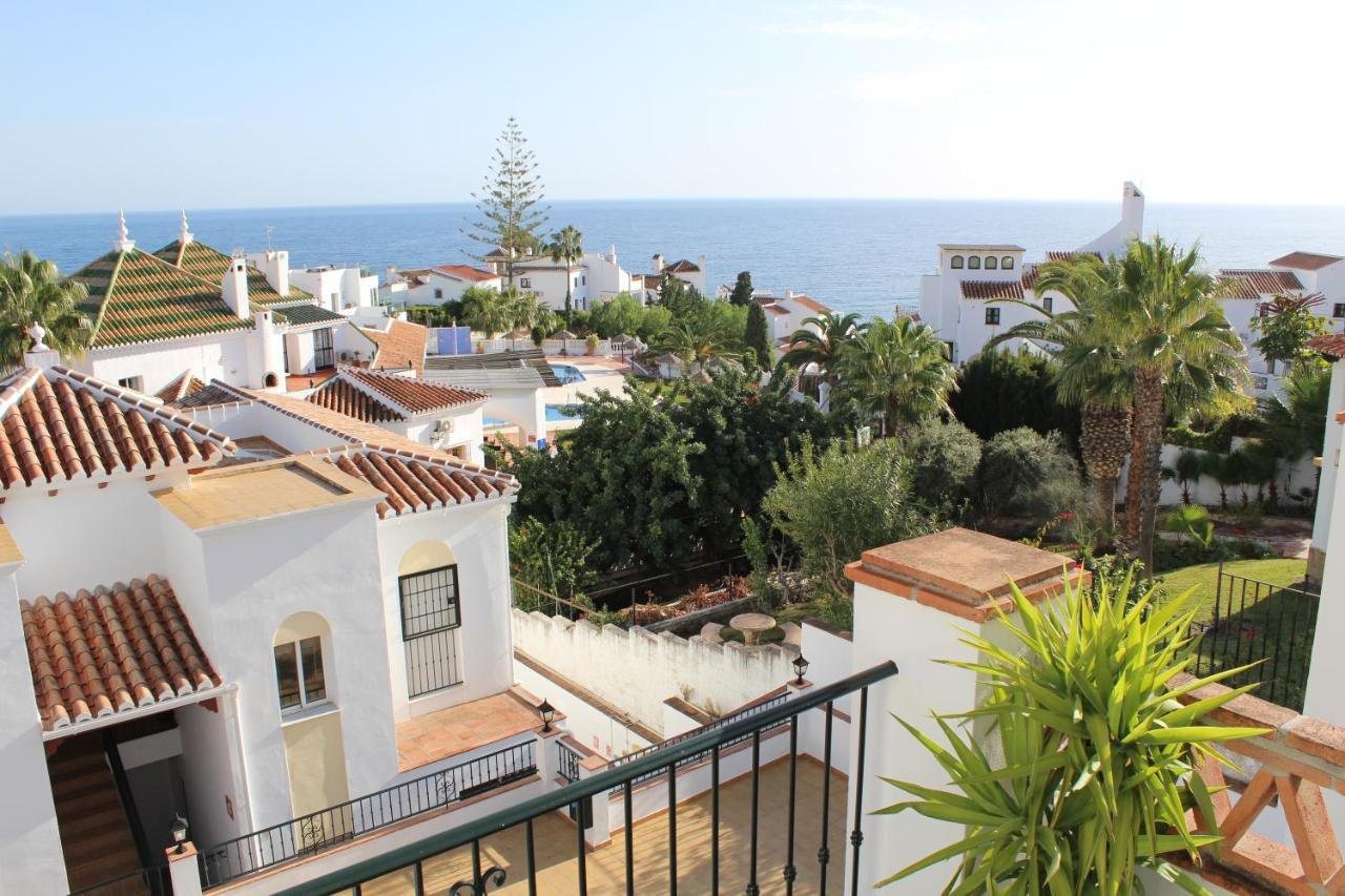 Playa Burriana, Tva Terasser, Havsutsikt, Pool Nerja Exterior foto